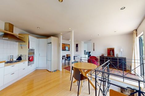 Photo of property in 79u2 Grafton Road, Roseneath, Wellington, 6011