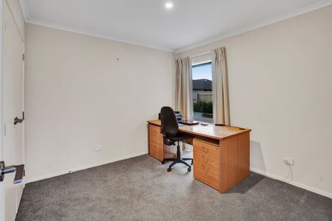 Photo of property in 10a Wilton Street, Westown, New Plymouth, 4310
