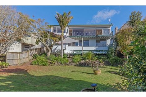 Photo of property in 181 Glenfield Road, Hillcrest, Auckland, 0627