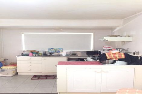 Photo of property in 2/84b Great South Road, Manurewa, Auckland, 2102