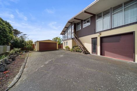 Photo of property in 26 Ewbank Place, Manurewa, Auckland, 2102
