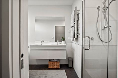 Photo of property in 5 Parera Lane, Jacks Point, Queenstown, 9371