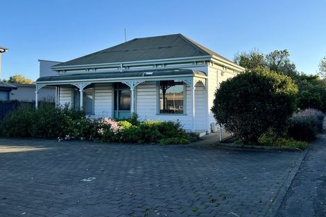 Photo of property in 53 Havelock Road, Havelock North, 4130