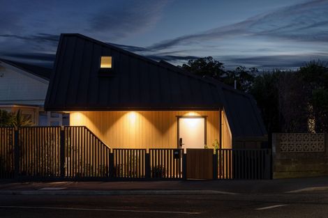 Photo of property in 17a Fife Lane, Miramar, Wellington, 6022