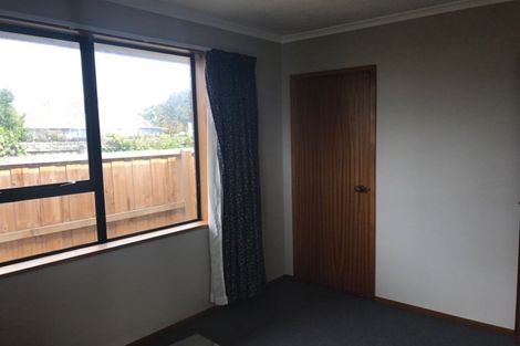 Photo of property in 14 Fovant Street, Russley, Christchurch, 8042