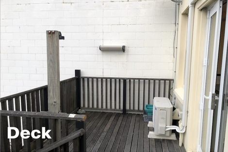 Photo of property in Chatsworth Flats, 23u5 Pirie Street, Mount Victoria, Wellington, 6011