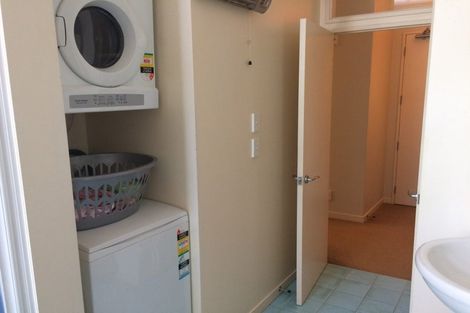 Photo of property in 12/30 Hanson Street, Mount Cook, Wellington, 6021