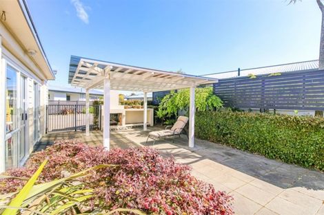 Photo of property in 2/2 Alma Road, Gonville, Whanganui, 4501