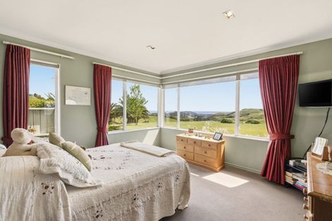 Photo of property in 2a Kaitemako Road, Welcome Bay, Tauranga, 3112
