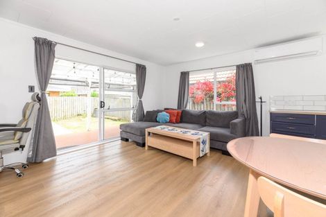 Photo of property in 4/8 Onslow Road, Papakura, 2110