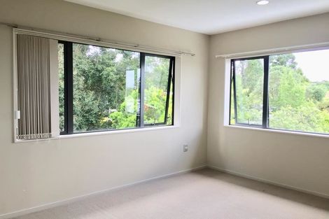Photo of property in 18 Stottholm Road, Titirangi, Auckland, 0604