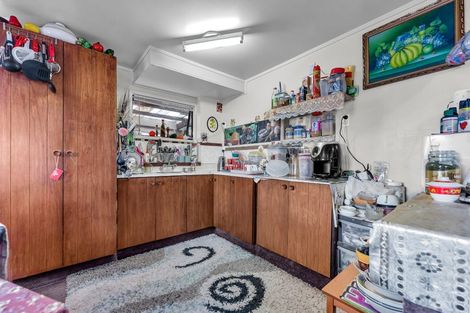 Photo of property in 31 Redwood Drive, Massey, Auckland, 0614