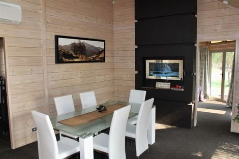 Photo of property in 1 Leeward Drive, Whitianga, 3510