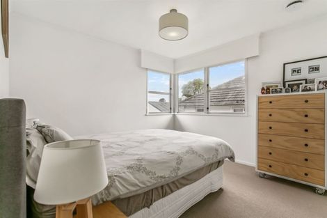 Photo of property in 29 Woodside Road, Massey, Auckland, 0614