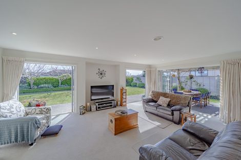 Photo of property in 3 Highgrove Place, Waipukurau, 4200