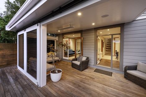 Photo of property in 56 Overtoun Terrace, Hataitai, Wellington, 6021