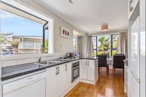 Photo of property in 96 Friedlanders Road, Manurewa, Auckland, 2102