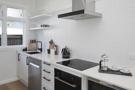 Photo of property in 9 Montrose Street, Sydenham, Christchurch, 8023