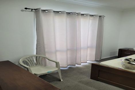 Photo of property in 48a Nikau Street, New Lynn, Auckland, 0600