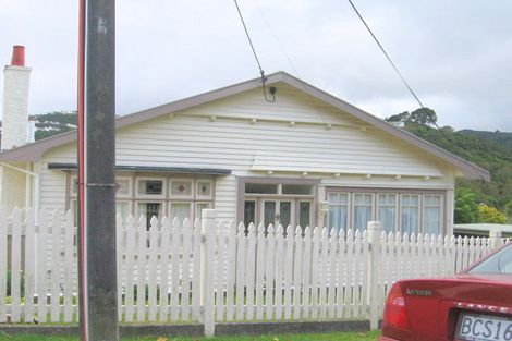 Photo of property in 4 Collier Avenue, Karori, Wellington, 6012