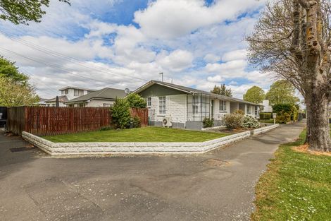Photo of property in 2/46 Dee Street, St Albans, Christchurch, 8014
