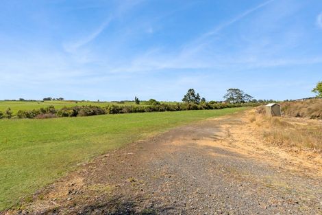 Photo of property in 369 Glenbrook Road, Kingseat, 2679