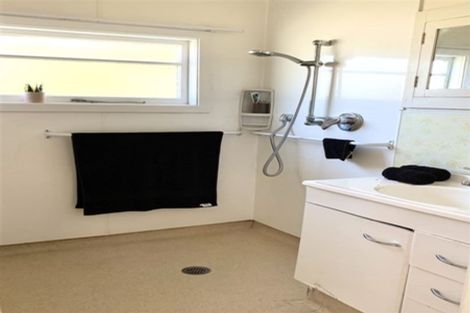 Photo of property in 17 Kearneys Road, Linwood, Christchurch, 8062