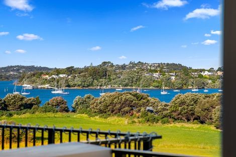 Photo of property in 22 Catalina Drive, Hobsonville, Auckland, 0616