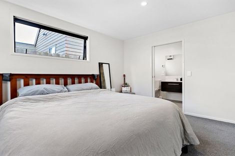 Photo of property in 26 Huxley Place, Lake Hayes, Queenstown, 9304