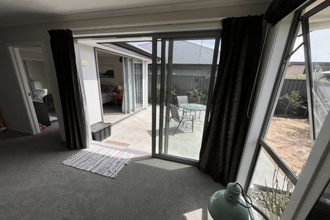 Photo of property in 37 Youngberry Drive, Richmond, 7020