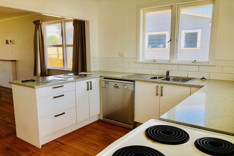 Photo of property in 1/221 Birkdale Road, Birkdale, Auckland, 0626