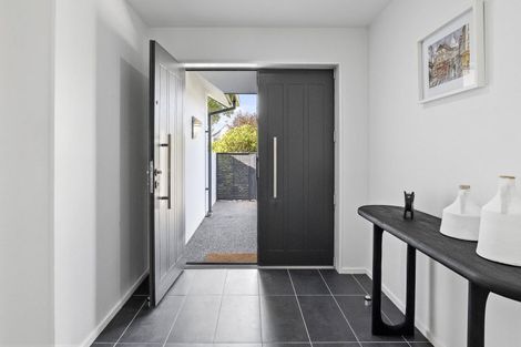 Photo of property in 5 Millpond Place, Parklands, Christchurch, 8083