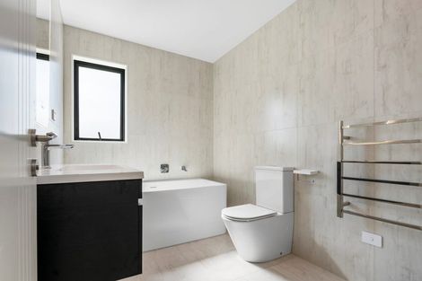 Photo of property in 6 Coopworth Street, Karaka, 2580