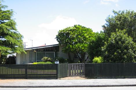 Photo of property in 134 Derby Street, Westport, 7825