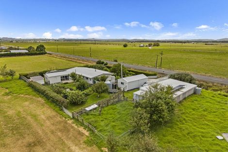 Photo of property in 63 Dunn Road, Ruawai, 0592
