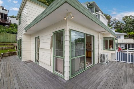 Photo of property in 2/21 Bonito Place, Bayview, Auckland, 0629