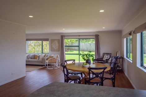 Photo of property in 21 Robinia Place, Snells Beach, 0920