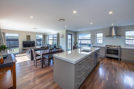 Photo of property in 32 Navy Loop, Rolleston, 7614