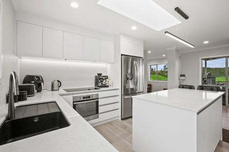 Photo of property in 350 Awai Road, Tarurutangi, New Plymouth, 4372