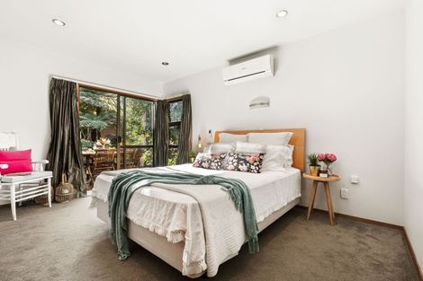 Photo of property in 113 Daffodil Street, Titirangi, Auckland, 0604