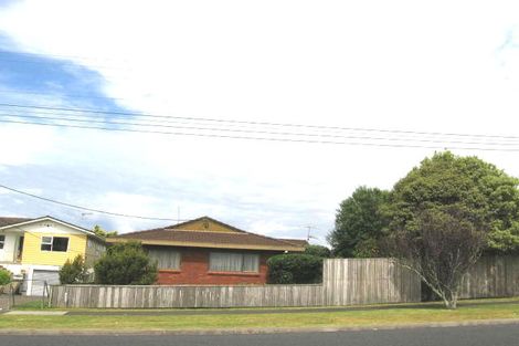 Photo of property in 1/15 Toroa Street, Torbay, Auckland, 0630