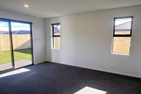 Photo of property in 12 Ned Place, Halswell, Christchurch, 8025