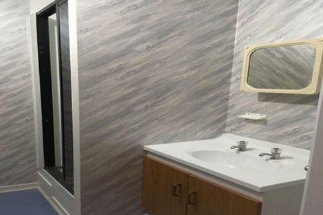 Photo of property in 18 Konini Road, Titirangi, Auckland, 0604