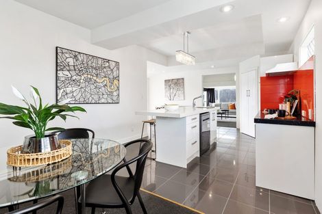 Photo of property in 64 Ellesmere Avenue, Miramar, Wellington, 6022