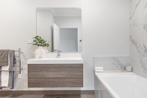 Photo of property in 14 Taitonga Lane, Stanmore Bay, Whangaparaoa, 0932