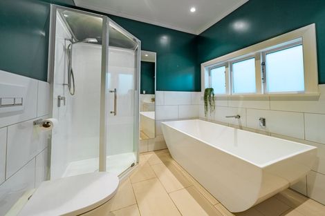 Photo of property in 2/49 Saint James Avenue, Papanui, Christchurch, 8053