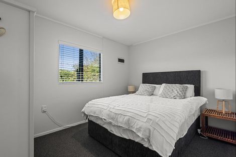 Photo of property in 69 Polson Hill Drive, Aokautere, Palmerston North, 4471