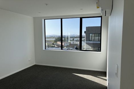 Photo of property in 406/3 Rauemi Way, Te Atatu South, Auckland, 0610