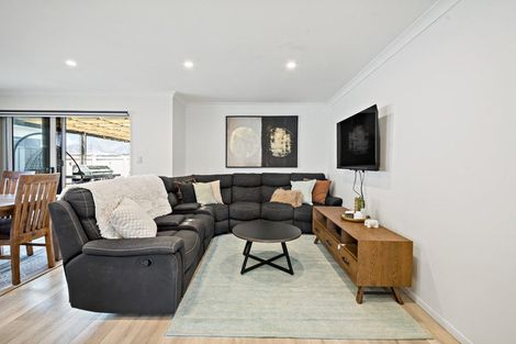 Photo of property in 7 Kare Ariki Place, Pukekohe, 2120