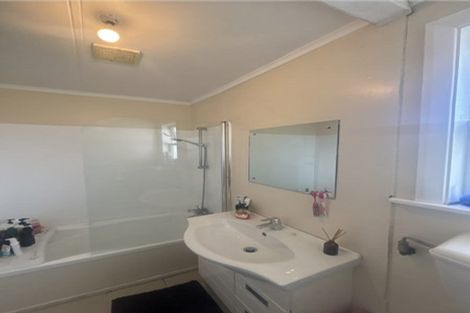 Photo of property in 15 Cameron Crescent, Masterton, 5810